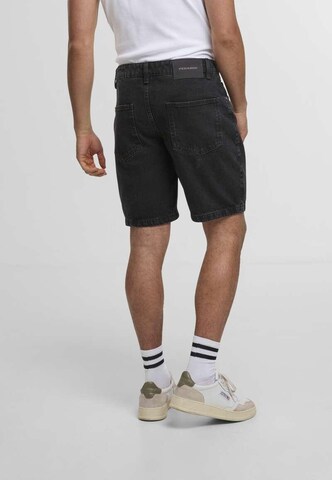 Pegador - regular Vaquero 'Bostic' en negro