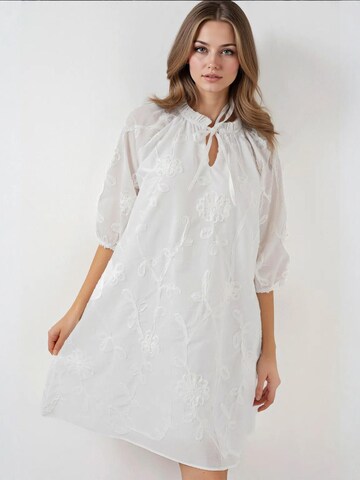 Bigdart - Vestido em branco