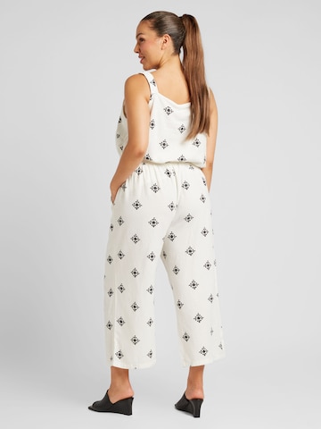 ONLY Carmakoma Loose fit Pants 'CARISA' in White