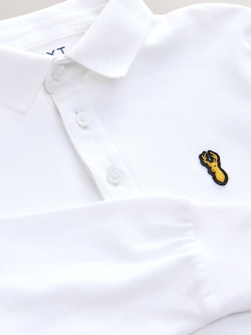 Tricou de la Next pe alb