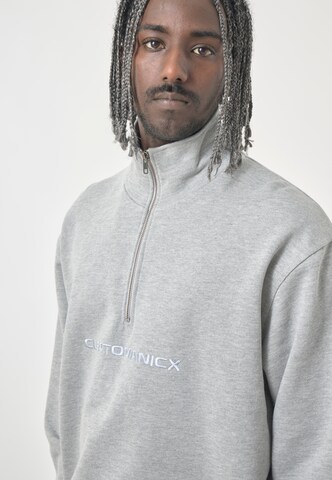 Cleptomanicx Sweatshirt 'Boxy Crewneck Eurostile' in Grau