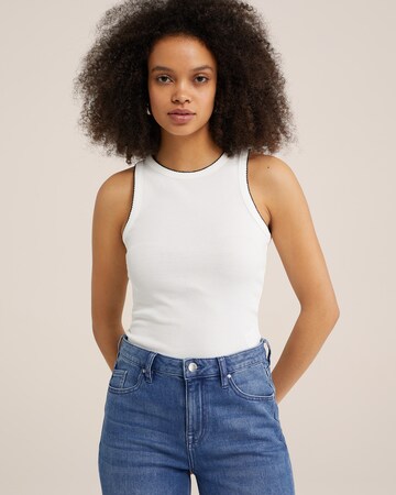 T-shirt WE Fashion en blanc : devant