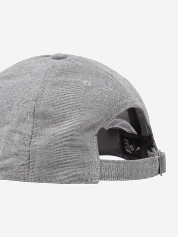 Nike Sportswear Cap in Grey