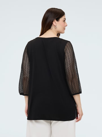 Fiorella Rubino - Camiseta en negro