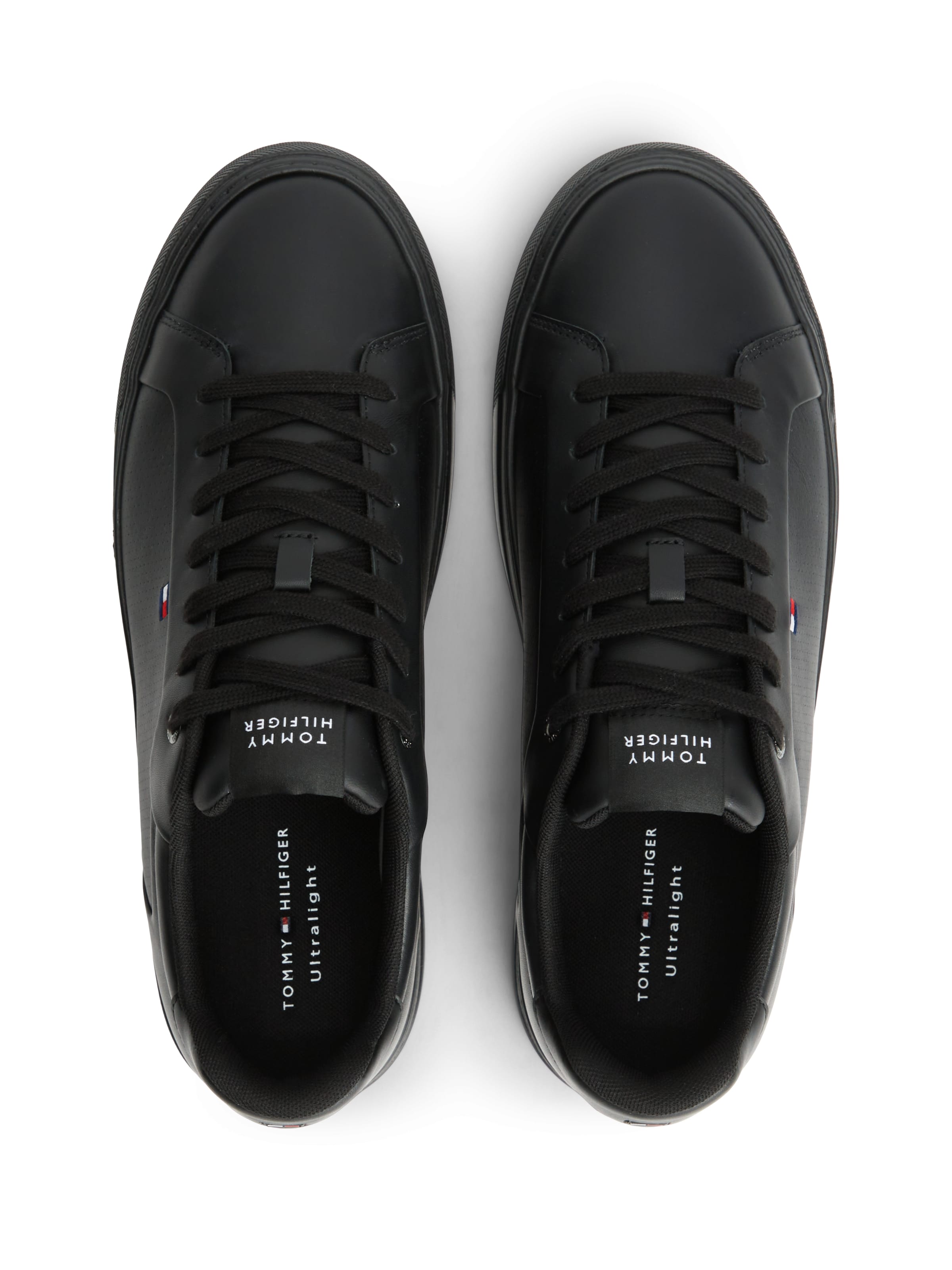 TOMMY HILFIGER Sneaker in Schwarz
