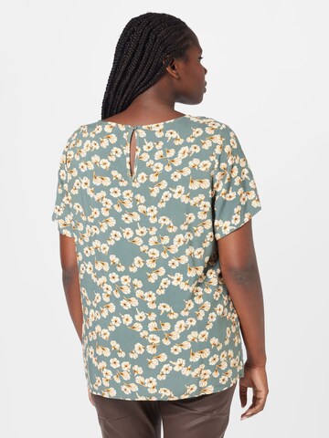 ONLY Carmakoma - Blusa 'Anita' en verde