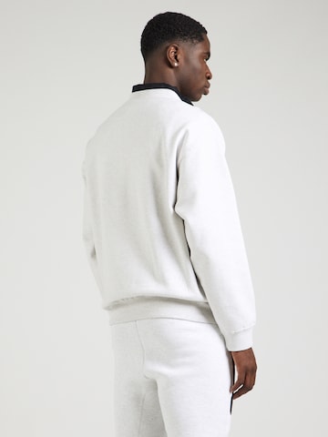Nike Sportswear Sweatshirt 'SOLO' in Grau: Rückseite