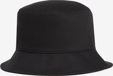 Calvin Klein Jeans Hat in Black