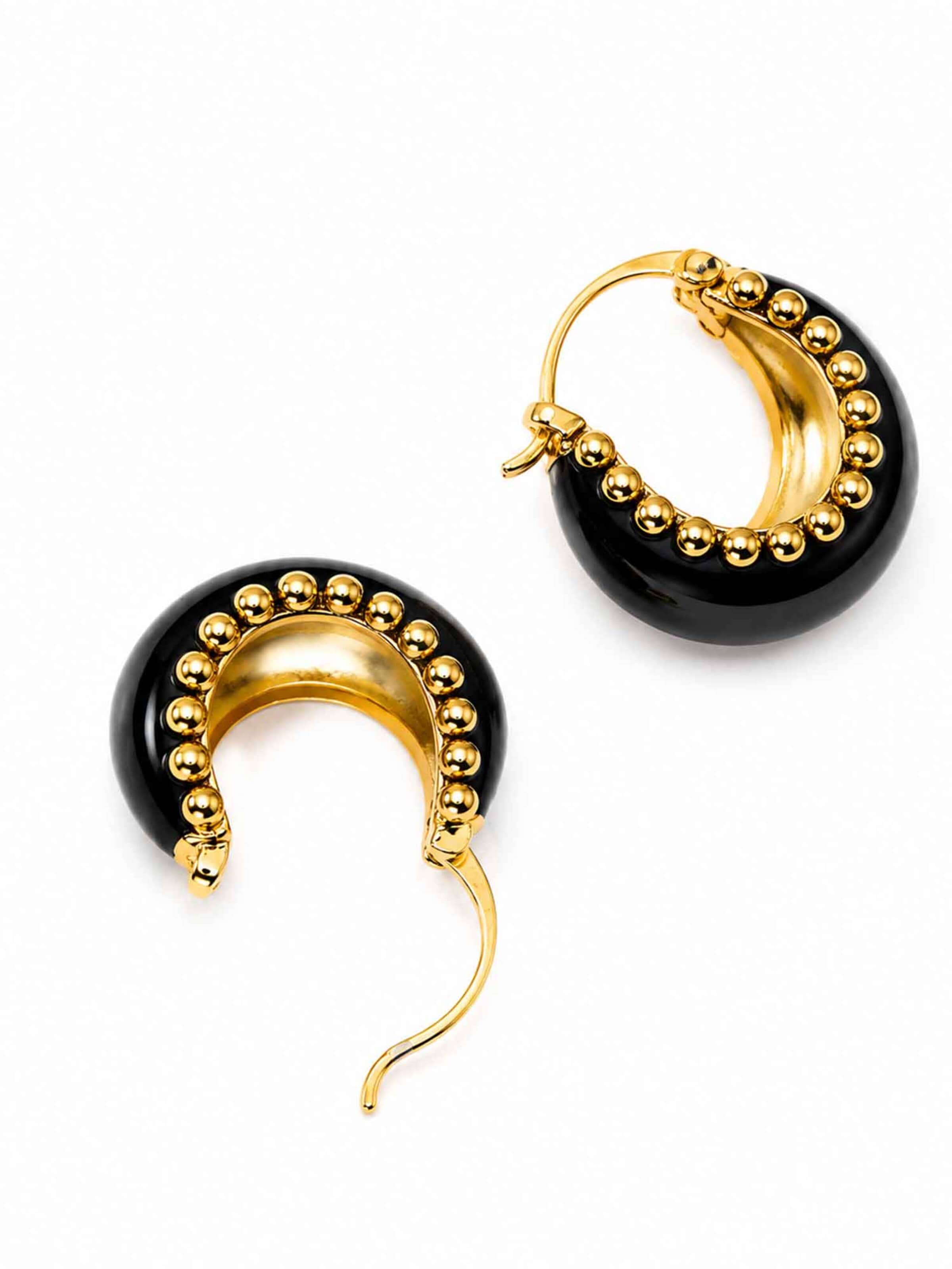RteRme Earrings 'Brina' in Black