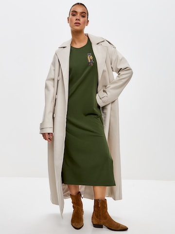 Cat e Lolette Puseromekko 'Mini Trench Coat Cat' värissä vihreä