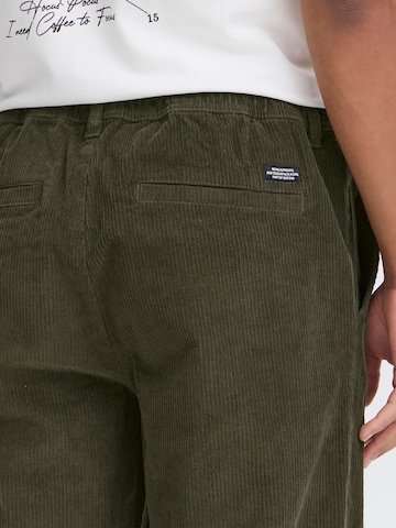 BLEND Loosefit Chinohose ' BHMalvin-Cord ' in Grün