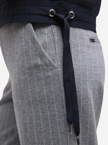 Giacca di felpa 'LTD QR zipper jacket w 324627' di STREET ONE in blu