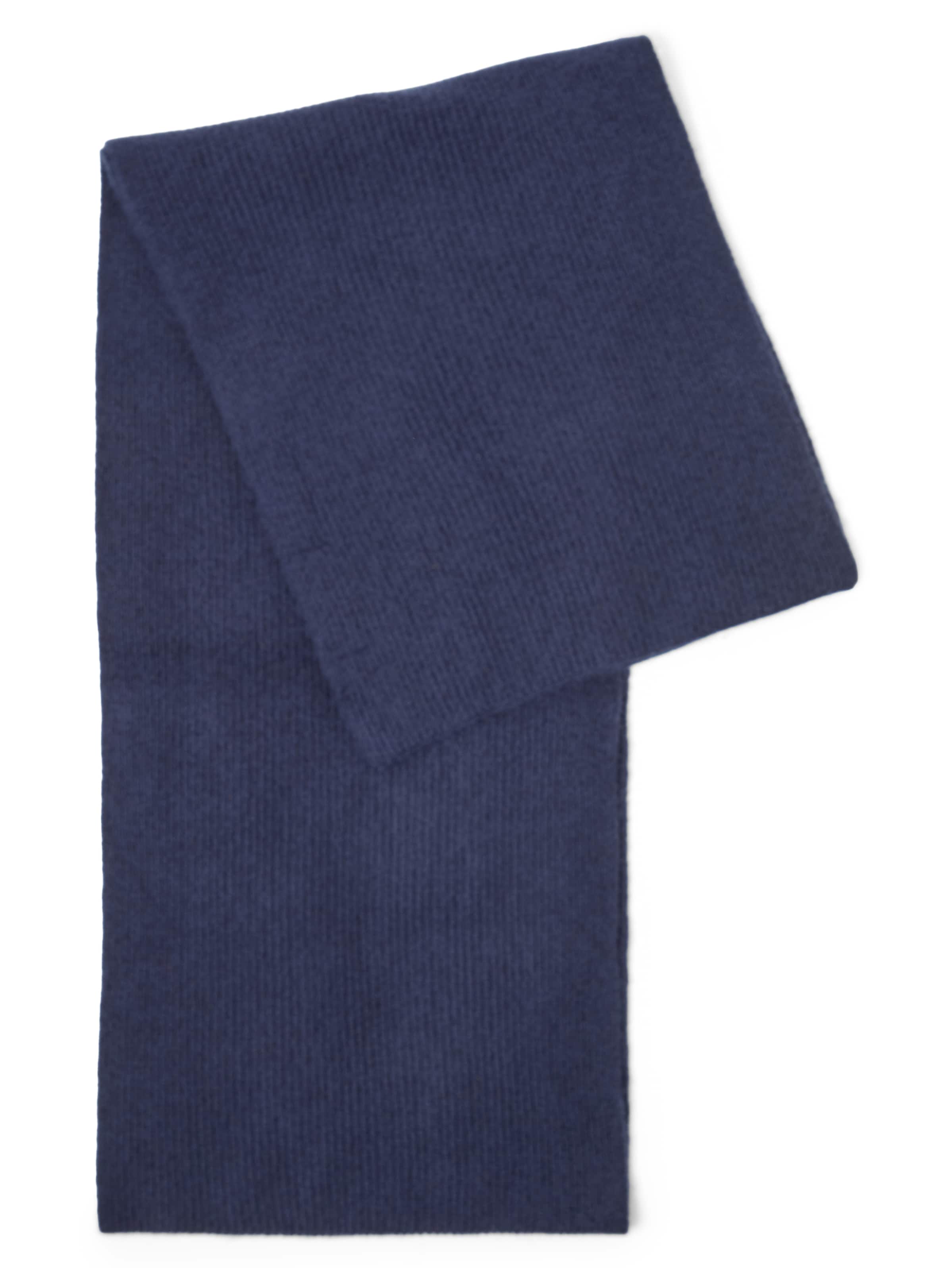 Andrew James Sjaal in Blauw