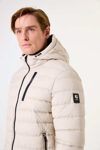 GARCIA Kevad-sügisjope, värv valge