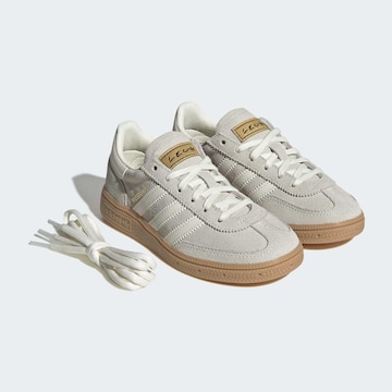 ADIDAS ORIGINALS - Zapatillas deportivas 'Handball Spezial Messi' en blanco