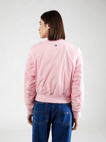 Tommy Jeans Přechodná bunda 'CLASSICS' – pink