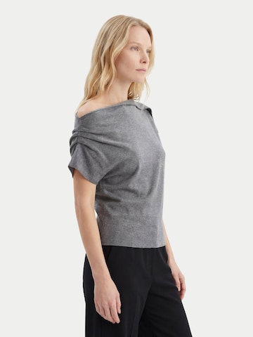 GOBI Cashmere Top in Grijs