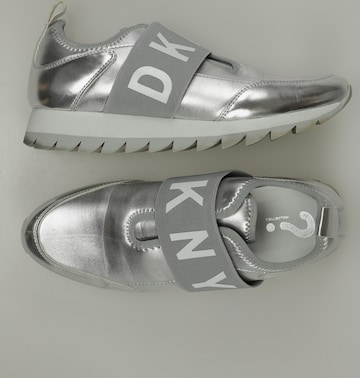 DKNY Sneakers & Trainers in 40,5 in Grey: front