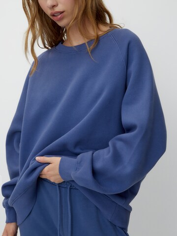 Sweat-shirt Pull&Bear en bleu