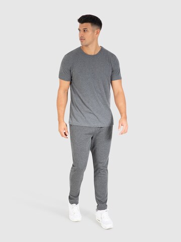 Smilodox T-Shirt 'Karry' in Grau