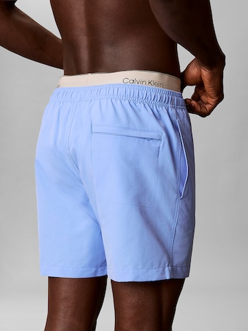 Shorts de bain Calvin Klein Swimwear en bleu