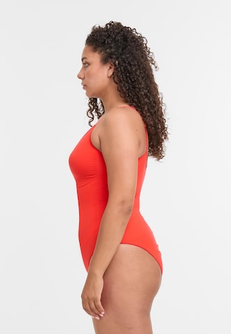 Body Lykkeland Atelier en rouge