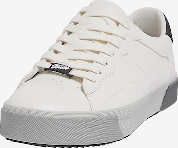 Pull&Bear Sneakers low i hvit: forside