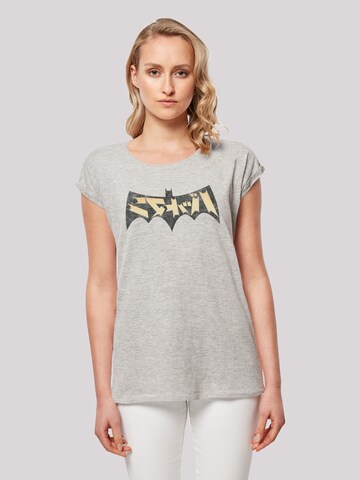 F4NT4STIC Shirt 'DC Comics Batman International' in Grijs: voorkant