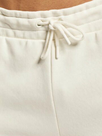 Regular Pantalon DEF en blanc