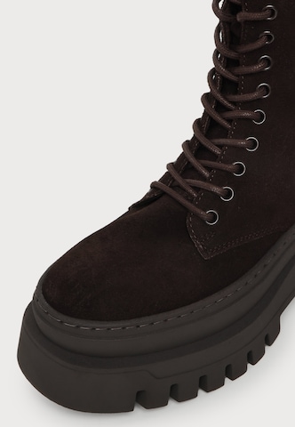 STEVE MADDEN Μποτάκι με κορδόνια 'COAST' σε καφέ