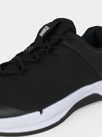 NIKE Urheilukengät 'MC Trainer 4' värissä musta