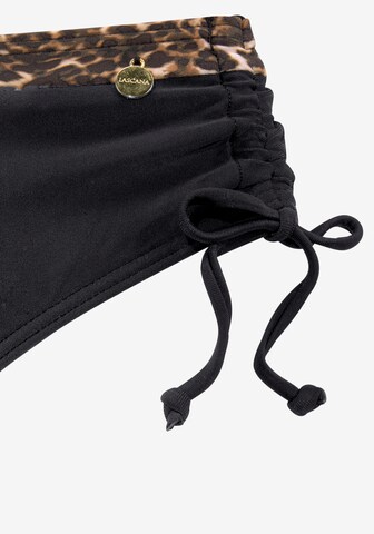 Pantaloncini per bikini di LASCANA in nero