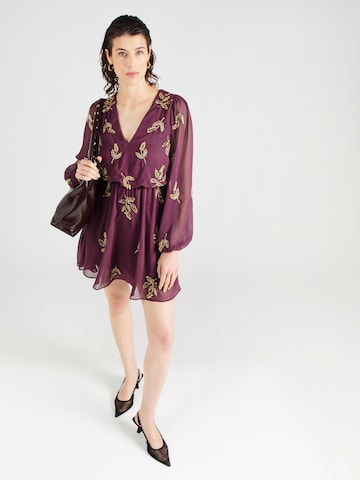 Maya Deluxe Jurk in Rood