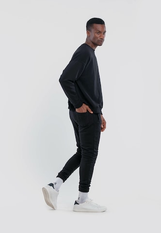 Tom Barron Tracksuit in Black