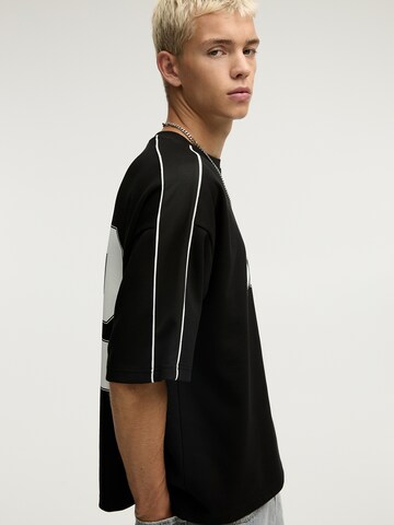 Bluză de molton de la Pull&Bear pe negru