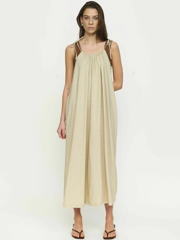 Soft Rebels Mekko ' SRYindi ' värissä beige: etupuoli