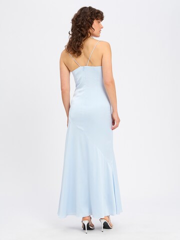 Marie Lund Abendkleid in Blau