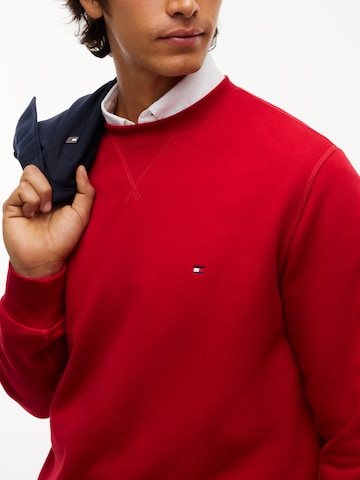 Felpa 'ESS SEASONAL' di TOMMY HILFIGER in rosso