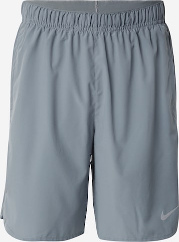 NIKE Regular Urheiluhousut 'Challenger' värissä harmaa: etupuoli