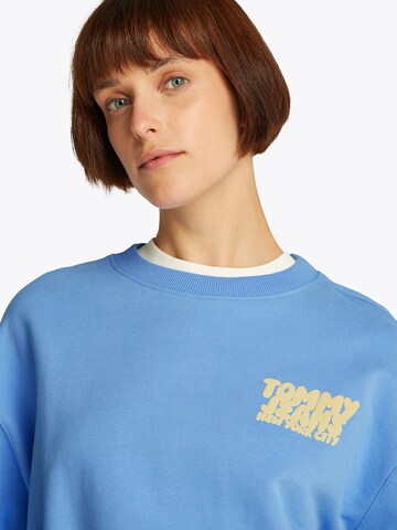 Tommy Jeans Sweatshirt i blå