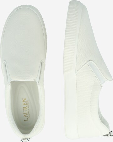 Lauren Ralph Lauren - Sapatilhas slip-on 'HADDLEY' em branco