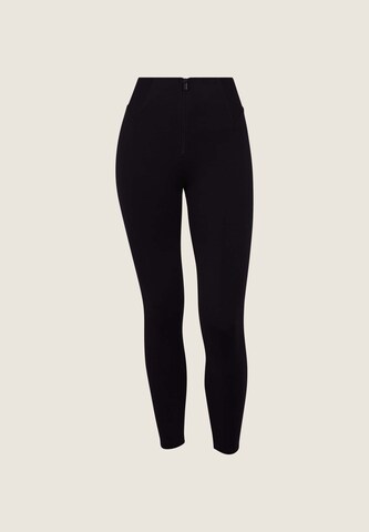 Freddy Skinny Jeggings in Black