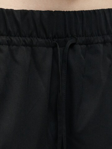 VERO MODA Barrel Housut 'VMDAHLIA' värissä musta