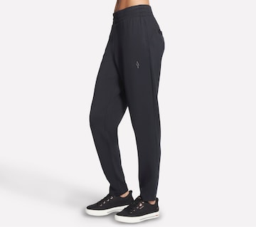 SKECHERS Tapered Pants in Black
