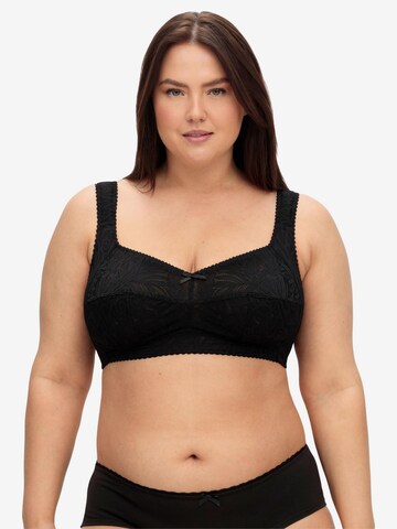 SHEEGO Bra in Black: front