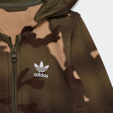 ADIDAS ORIGINALS Sweatsuit 'Camo' in Green