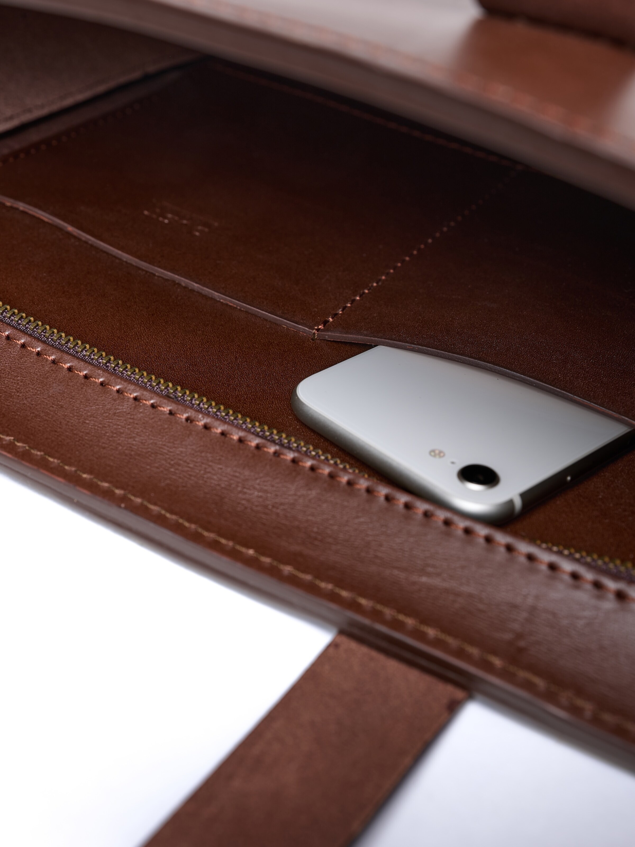Shopper 'Leather Tote Dark Brown Aspen Collection' di THE DUST COMPANY in marrone