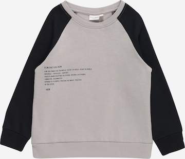 NAME IT Sweatshirt 'Volmar' in Grau: predná strana