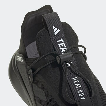 Chaussure basse 'Voyager 21' ADIDAS TERREX en noir