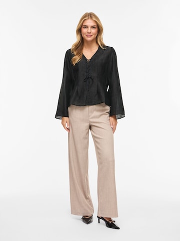 VILA - Blusa 'VICINA' en negro